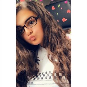 Meet your Posher, Isabella